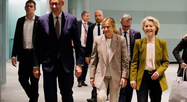 Meloni dice no al Mercosur, salta la firma di von der Leyen in Brasile