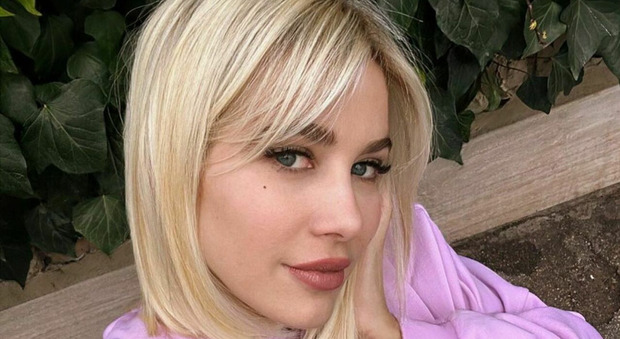 Clizia Incorvaia assolta dall'accusa di aver pubblicato sui social le foto della figlioletta senza il consenso dell'ex marito Francesco Sarcina