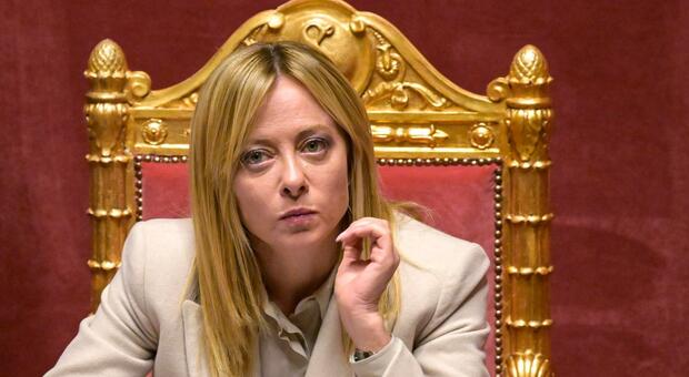 Consiglio Europeo, Meloni frena sugli asset: «Servono basi giuridiche»