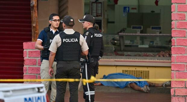 Mario Pineida umrl v oboroženem napadu; pred smrtjo opozarjal na neizplačane plače.