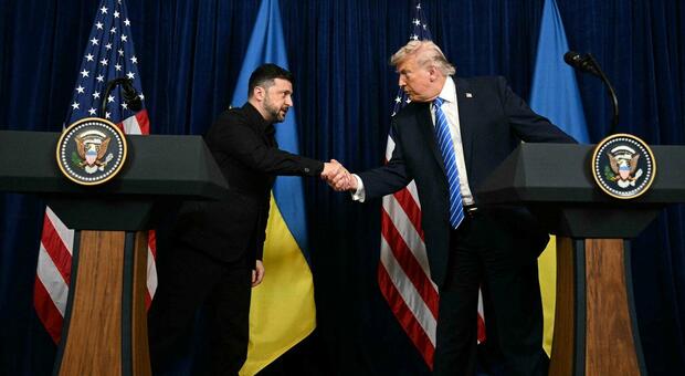https://statics.cedscdn.it/photos/MED/2025/12/29/9268304_29005608_trump_zelensky_2_.jpg