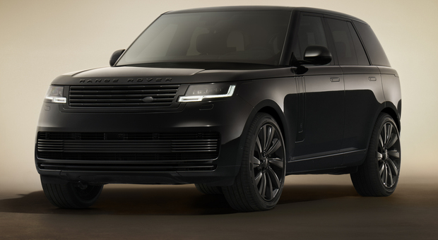 La Range Rover SV Black