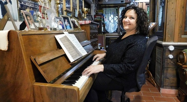 Mirella Caponetti