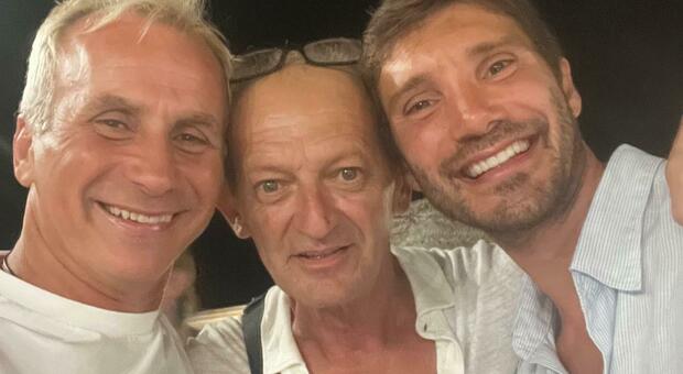  Stefano De Martino e il lutto del padre; il racconto dell?amico di una vita: «Lui è così perché Enrico era così» 