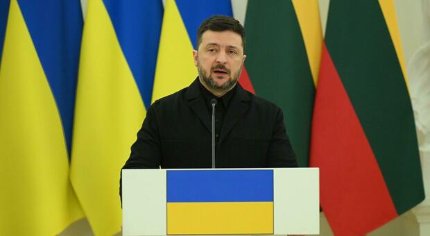 Guerra Ucraina, Zelensky: prossimi incontri trilaterali il 4-5 febbraio ad Abu Dhabi, pronti a una fine reale del conflitto» Guerra Ucraina, Zelensky: prossimi incontri trilaterali il 4-5 febbraio ad Abu Dhabi, pronti a una fine reale del conflitto»