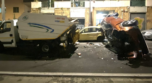 Operatore Asia investito durante il turno notturno a Napoli: è grave Operatore Asia investito durante il turno notturno a Napoli: è grave