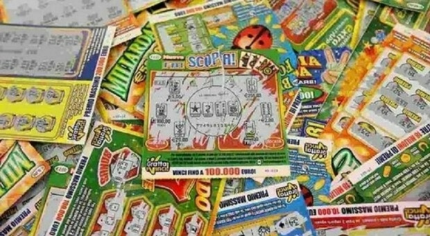 Gratta e vinci, colpo da 5 milioni di euro scambiato per uno da 5mila. Il fortunato: «Darò una parte della somma in beneficenza»