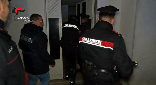  Piano del clan Gagliardi per colpire i carabinieri: bombe contro la caserma 