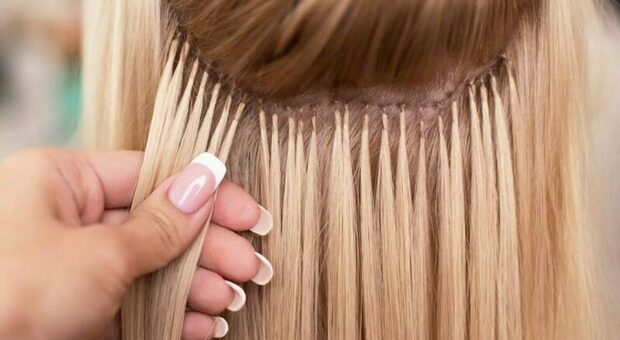 Extension ai capelli sono rischiose? Dalle infiammazioni all'alopecia, cosa dicono gli esperti