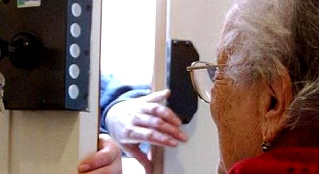 «Sono tuo nipote», ma l'anziana non ha nipoti maschi e la truffa non va a segno. Condannato 26enne