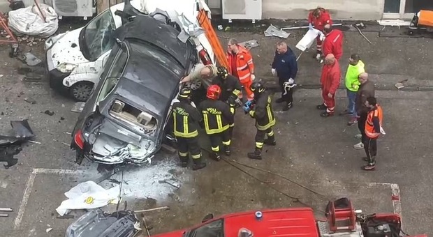  Agropoli, auto nel vuoto: deceduta in ospedale la moglie dell'84enne morto sul colpo 