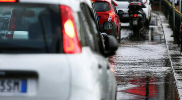  Allerta meteo arancione, scuole chiuse in Campania: ecco dove 