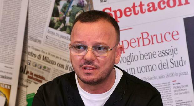  Incendio al Teatro Sannazaro, Gigi D?Alessio: «Pronto a sostenere la ricostruzione» 