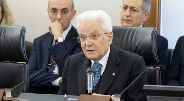  Napoli, il Presidente Mattarella alla Scuola superiore della magistratura di Castel Capuano 