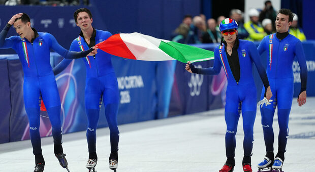 Short Track, Italia di bronzo nella staffetta maschile: festeggia (finalmente) Pietro Sighel