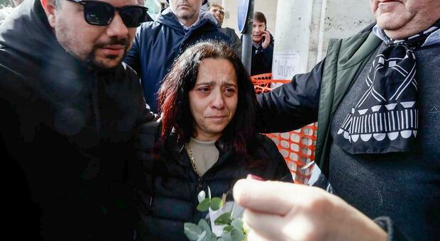  Patrizia, la mamma del bimbo morto al Monaldi: «Chiedo verità per mio figlio: ora una fondazione in suo nome» 