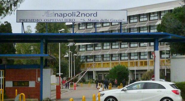  Pozzuoli, paziente muore: i parenti aggrediscono il primario 