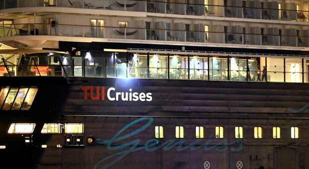 immagine Guerra in Medio Oriente, migliaia di passeggeri bloccati sulle navi da crociera. «Nessun ​rimpatrio previsto»