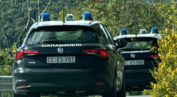  Arzano, controlli dopo l'omicidio di Armando Lupoli: arrestato 49enne, aveva una pistola in casa 