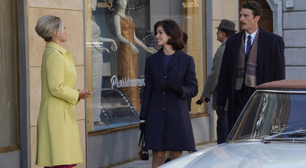 Support, Secrets, and Surprises at Il Paradiso delle Signore