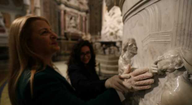  A Napoli parte un tour per non vedenti al Cristo Velato: 'carezze' per scoprirne il volto 