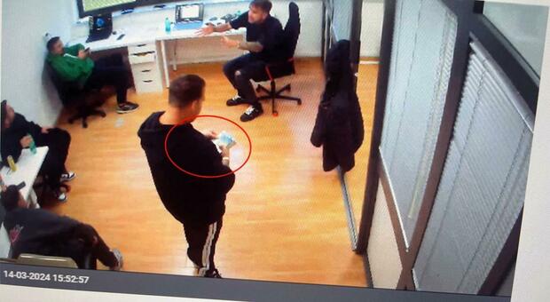  Truffe telematiche: «Dallo chef al docente così hanno portato via i risparmi di una vita» 