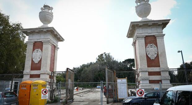  Napoli, partono i lavori al Virgiliano: «Torneranno gli alberi» 