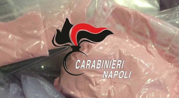 Napoli, custodiva cocaina rosa per 100mila euro: arrestata insospettabile, madre di un bimbo 