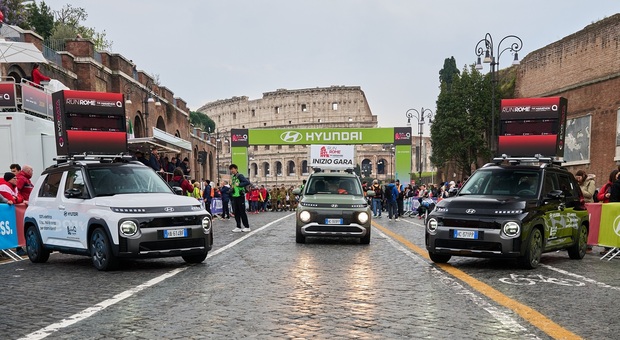 https://statics.cedscdn.it/photos/MED/2026/03/23/9433762_23190325_acea_run_rome_the_marathon_2026.jpg