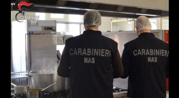  Nas nella mensa della clinica, scoperte irregolarità 
