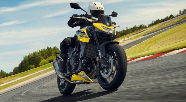 Honda CB750 Hornet 2026 E-Clutch