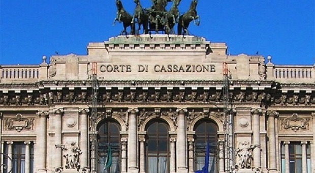  Bimba ferita a Sant'Anastasia da colpi di pistola: «Il 19enne agì con modalità camorristiche» 