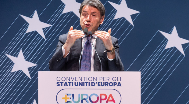 Conte studia da federatore mentre il centrosinistra cerca l'unità: «Kiev va  difesa, no al gas russo»