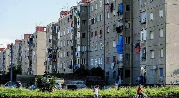  Afragola, spari nel rione Salicelle: scontro tra bande per il controllo dello spaccio 