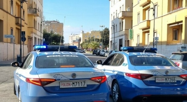 https://statics.cedscdn.it/photos/MED/2026/03/31/9447577_31113707_9405594_09161030_polizia_auto_latina_2025_1_.jpg