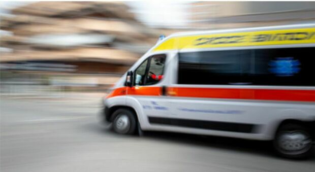  Tragedia di Pasquetta a Casapulla: 18enne muore improvvisamente durante il barbecue 