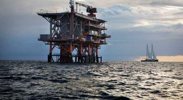  Eni, nuova scoperta di gas: maxi giacimento in Egitto, vale 56 miliardi di metri cubi 