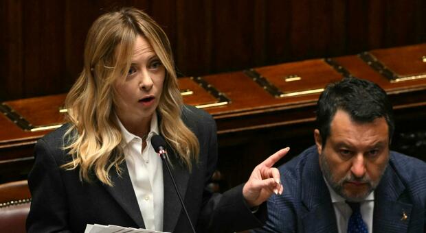 Giorgia Meloni alla Camera: «Il Sud non più il fanalino di coda della Nazione, continueremo ad investire» 