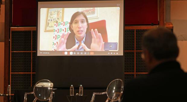 Casa e affitti brevi, l?assist di Schlein: «Nuove regole: coinvolgere i sindaci» 