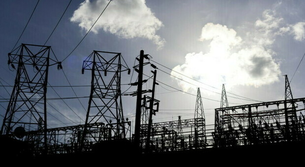 Black out nel Napoletano: stop corrente