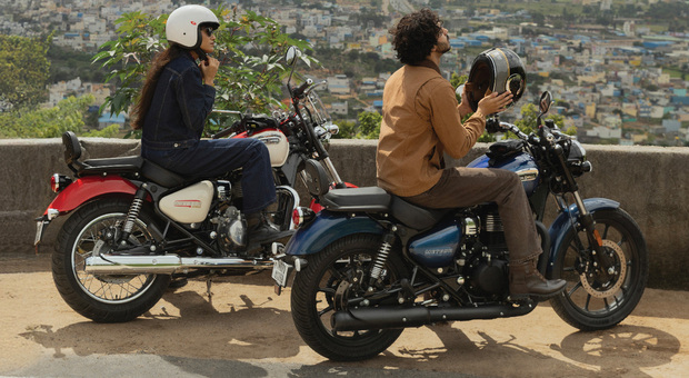 Due modelli Royal Enfield