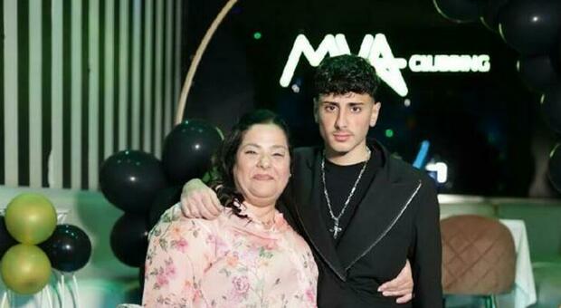  Intervista a Monica De Gregorio: «Mio figlio non parla più per un incidente in moto: chiedo aiuto per salvarlo» 