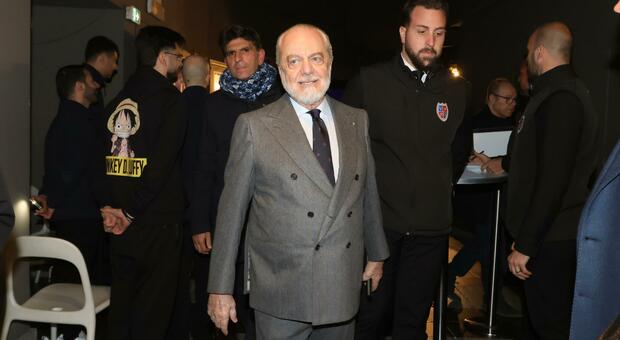  Napoli, De Laurentiis e il futuro di Conte: «Nazionale? Non può abbandonare una sua creatura» 