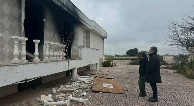 Incendio danneggia una villa confiscata alla mafia nel Barese: secondo attentato in un anno