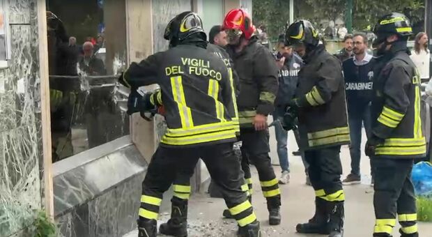  Rapina in banca a Napoli, le indagini su alcuni quartieri e quel precedente del 2018 della banda del buco 