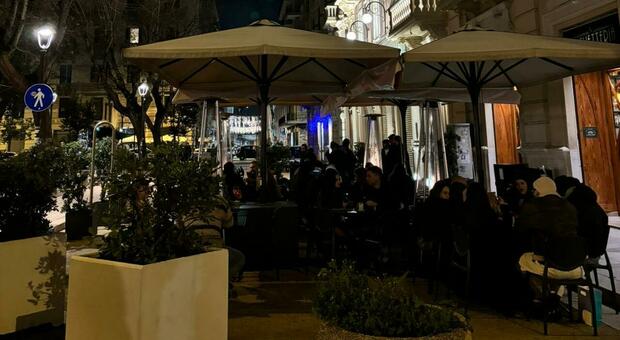 Bari, tornano i tavolini nel cuore della movida: «Così miglioriamo la vivibilità»