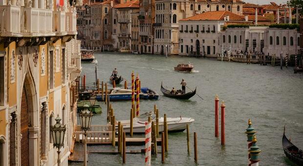 Per salvare Venezia serve spostarla? Lo studio coordinato da Lionello (Unisalento): costi e prospettive