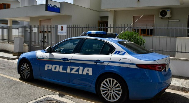 Finto sms della banca, bonifici per 13mila euro e conto svuotato: cinque denunciati per frode