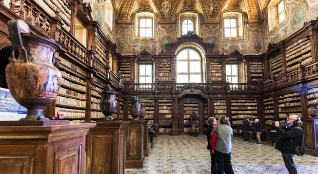  Napoli, riapre la Biblioteca dei Girolamini: «Un luogo vivo di produzione del sapere» 