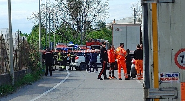  Incidente choc a Pagani, muoiono un carabiniere e l'anziana suocera 